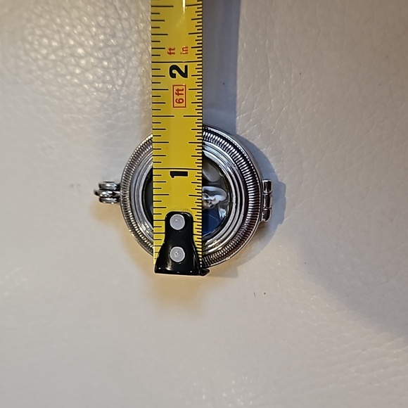 Silver Locket Pendant Interchangeable Contents - Picture 5 of 6